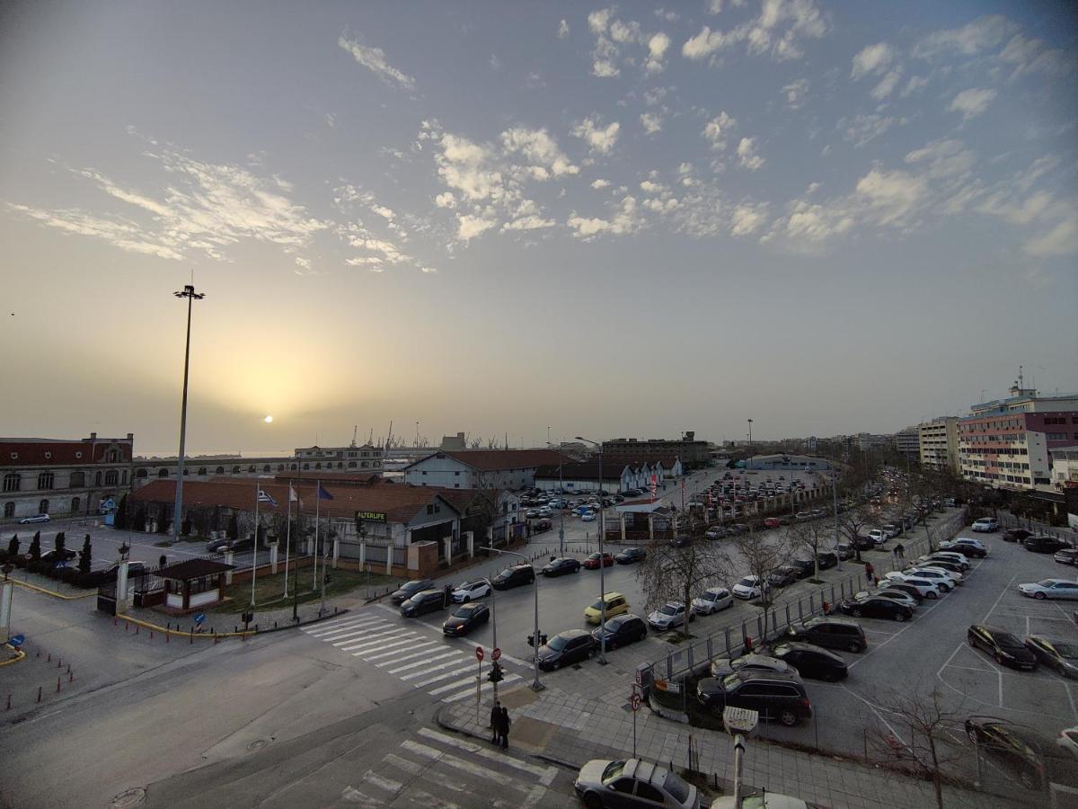 Celestial Luxury Skg Port Apartment Солун Екстериор снимка